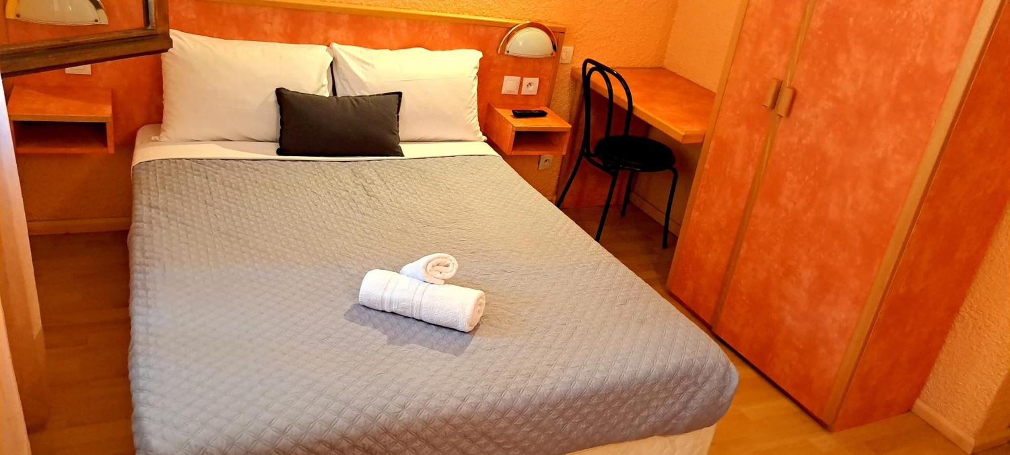 Hotel Restaurant Les Alizes Loriol Le Pouzin Εξωτερικό φωτογραφία