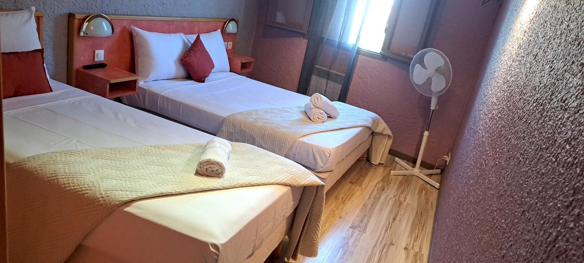 Hotel Restaurant Les Alizes Loriol Le Pouzin Εξωτερικό φωτογραφία