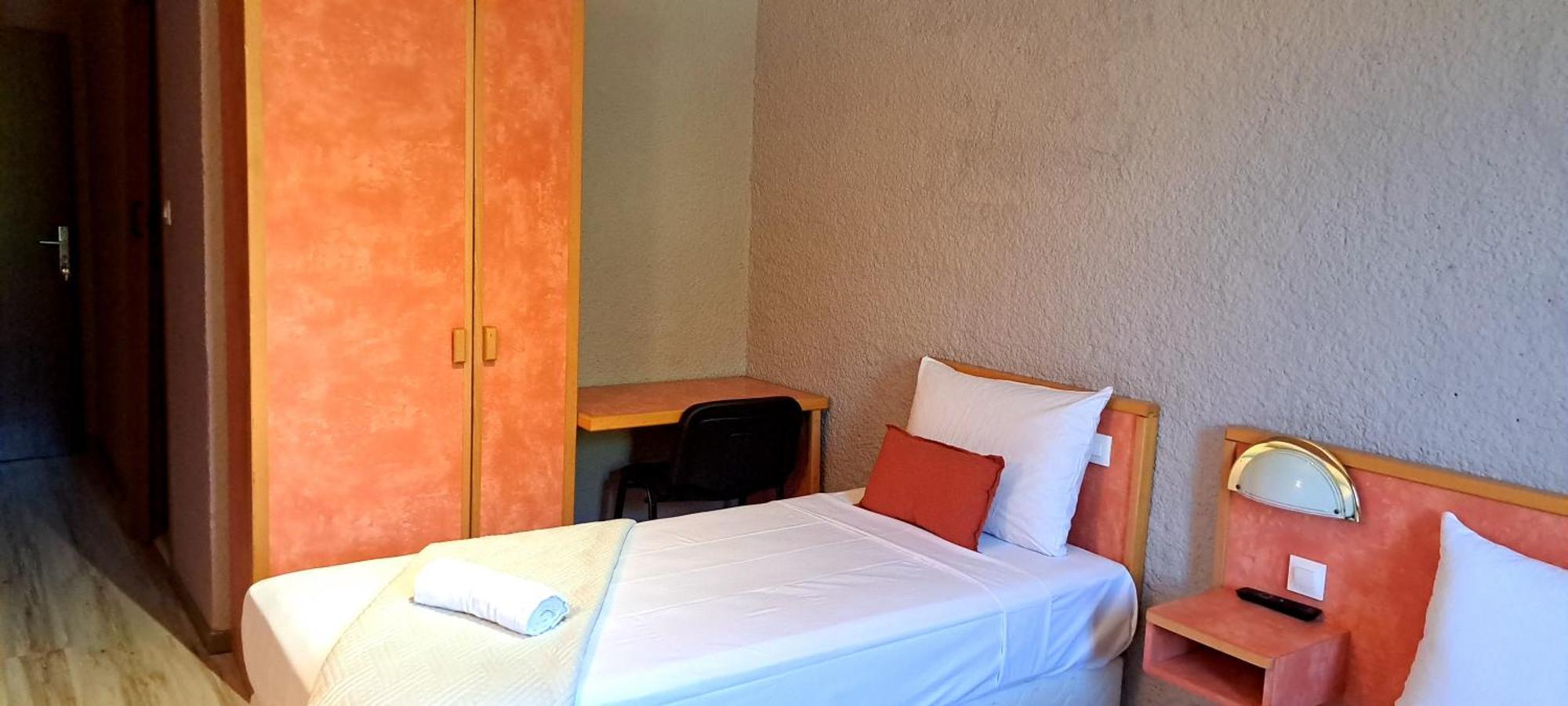Hotel Restaurant Les Alizes Loriol Le Pouzin Εξωτερικό φωτογραφία